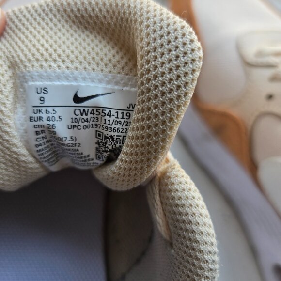 Women's Nike Air Max SC Size 9 - Picture 3 of 5